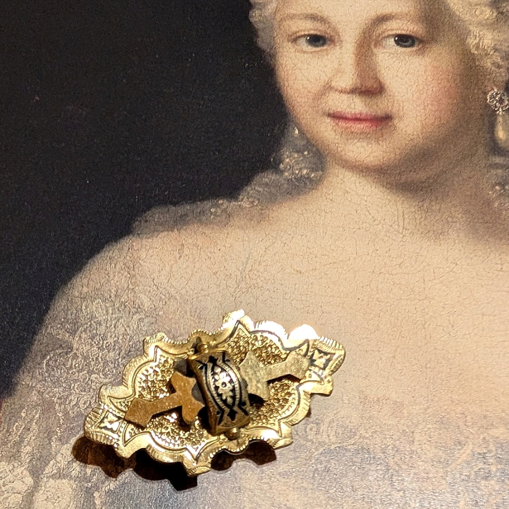 Victorian Taille De Epergne Brooch Pendant
